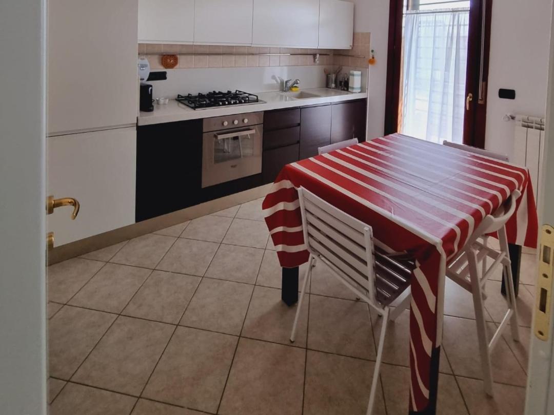 Casa A Vecchiano Nei Pressi Pisa, Lucca E Versilia Buitenkant foto
